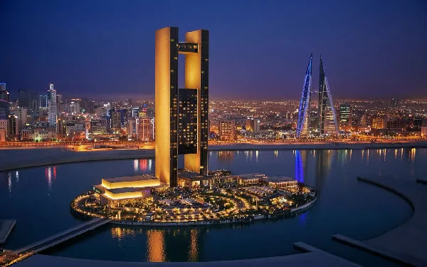 Bitcoin Finder in Bahrain at night